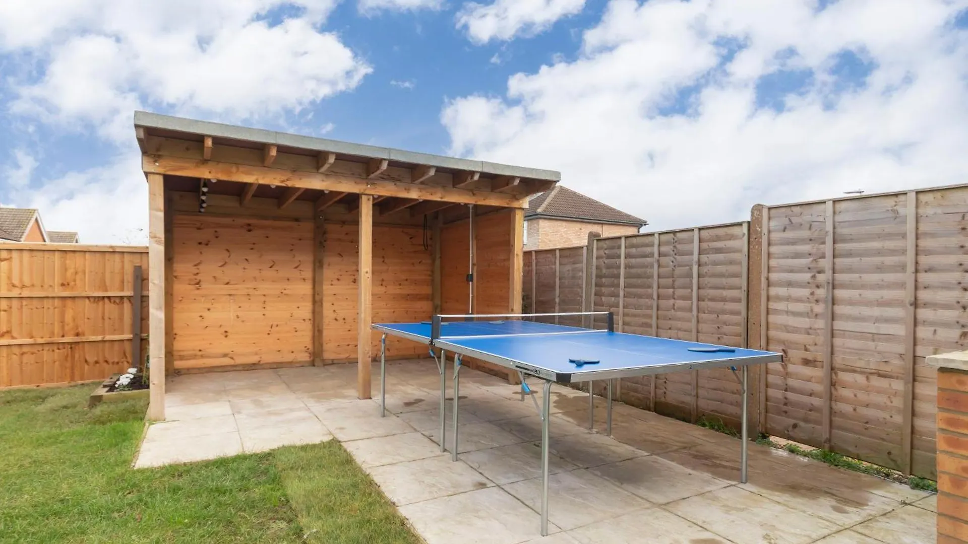 Holiday home Comfortable And Contemporary 5-Bed 3 Bathroom Home GLOUCESTERSHIRE